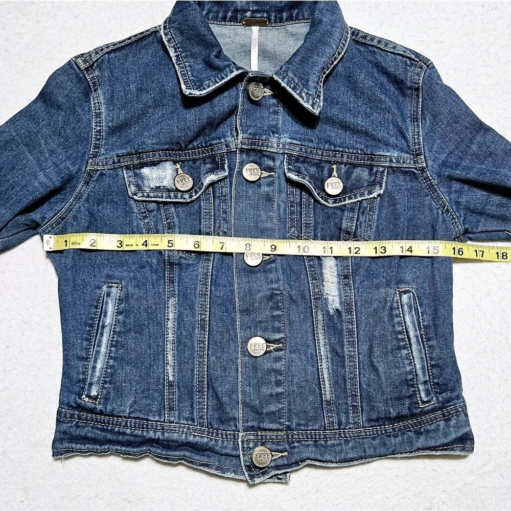 Free People Jean Jacket Womens Sz 0 Motorcycle‎ Trucker Distressed Blue Denim - Picture 9 of 9